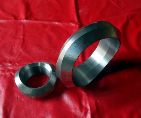 高圧は適切なASME B16.11 ASTM A105の肘の帽子のティー3000LB 2000LBを造った
