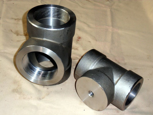 ASME B16.11は付属品ASTM A105N SWの3000lbsをつなぐ適切な肘のティーを造った