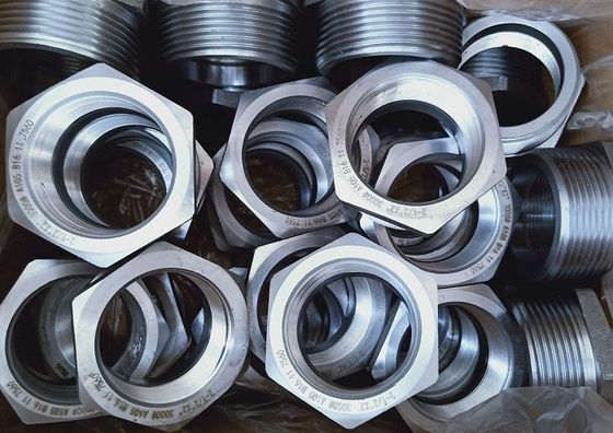ASME B16.11 A105の肘通された造られた鋼鉄付属品を溶接するソケット3000のLbsの
